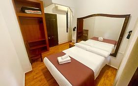 Arteaga Hostal&Baños Arabes Elvira
